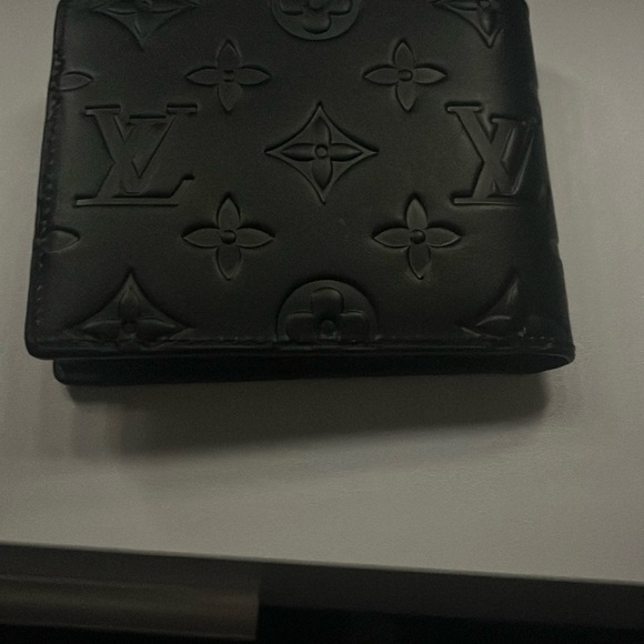 Louis Vuitton Black Leather Wallet - Picture 2 of 5